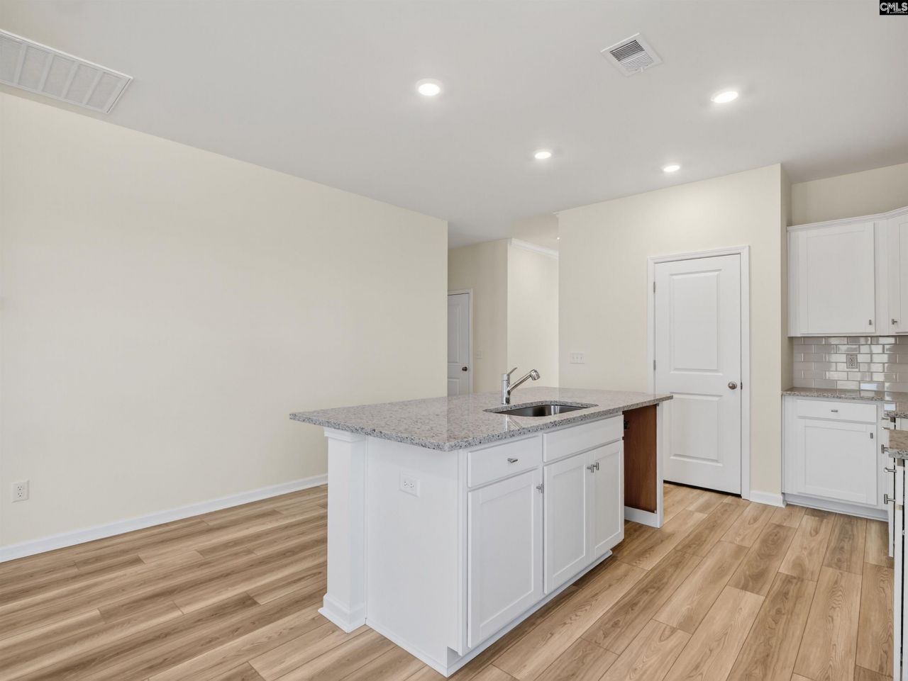 636 Old Charleston Road Photo 18