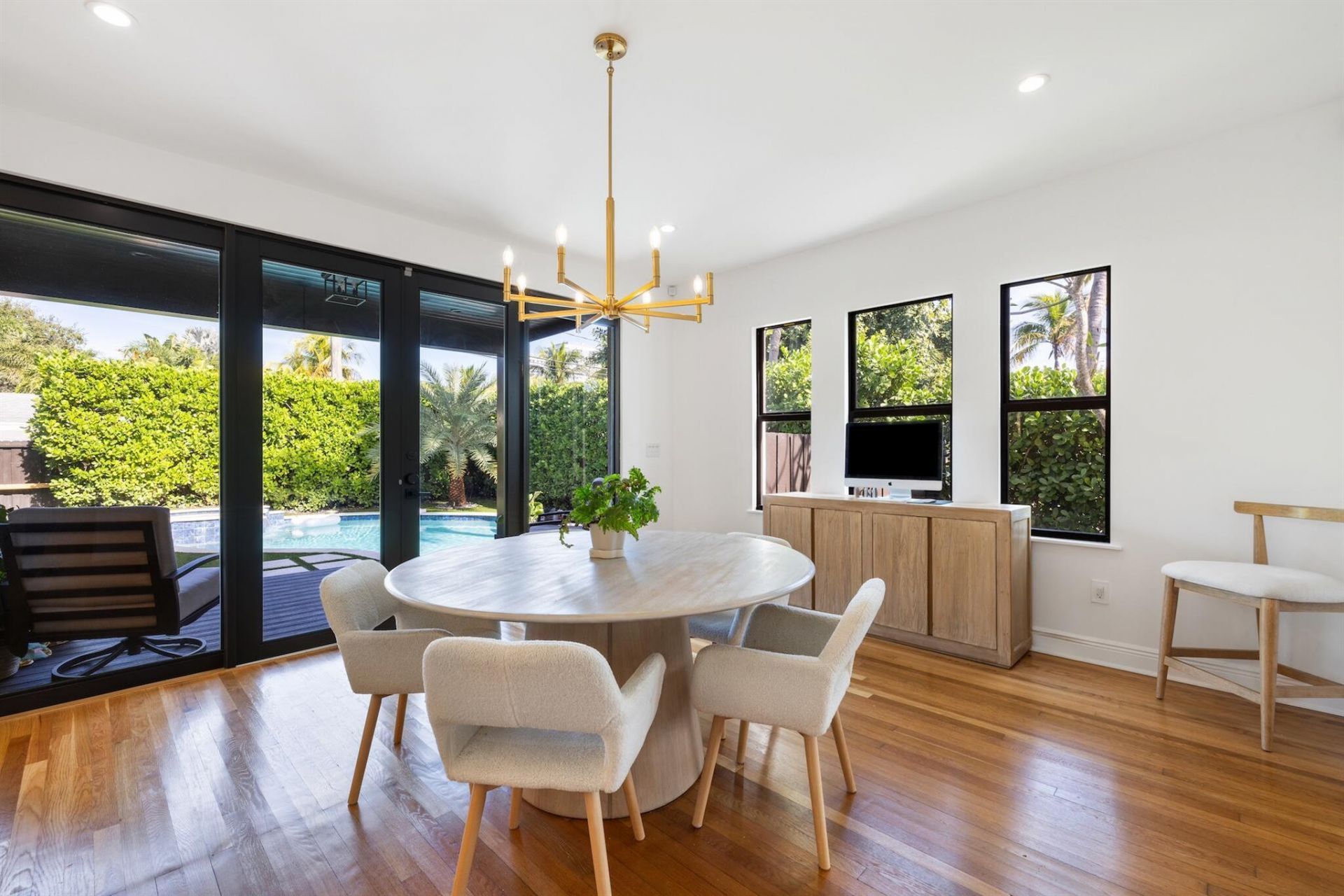 501 38th Street, West Palm Beach, FL 33407 Photo