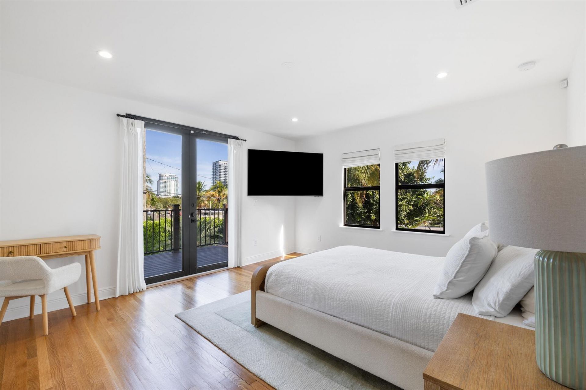 501 38th Street, West Palm Beach, FL 33407 Photo