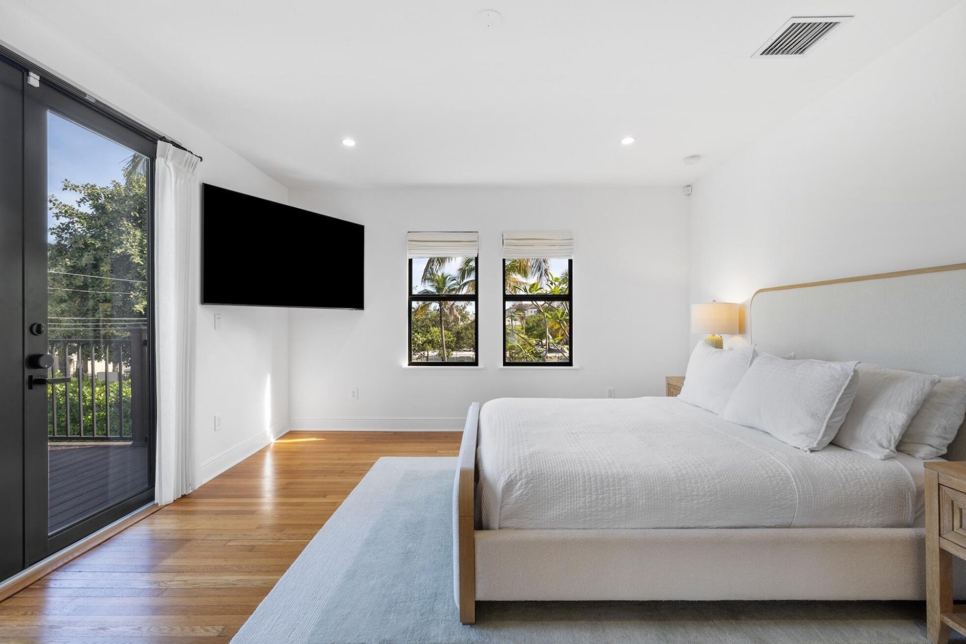 501 38th Street, West Palm Beach, FL 33407 Photo