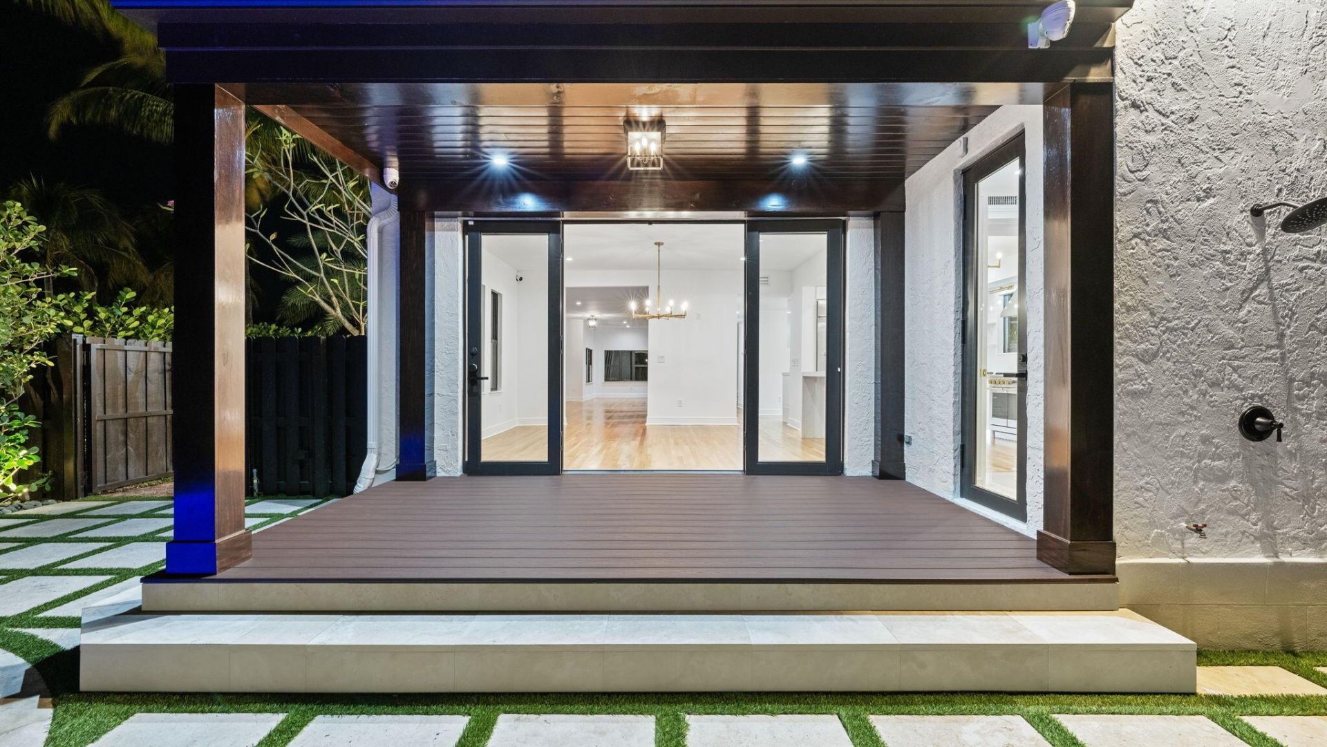 501 38th Street, West Palm Beach, FL 33407 Photo