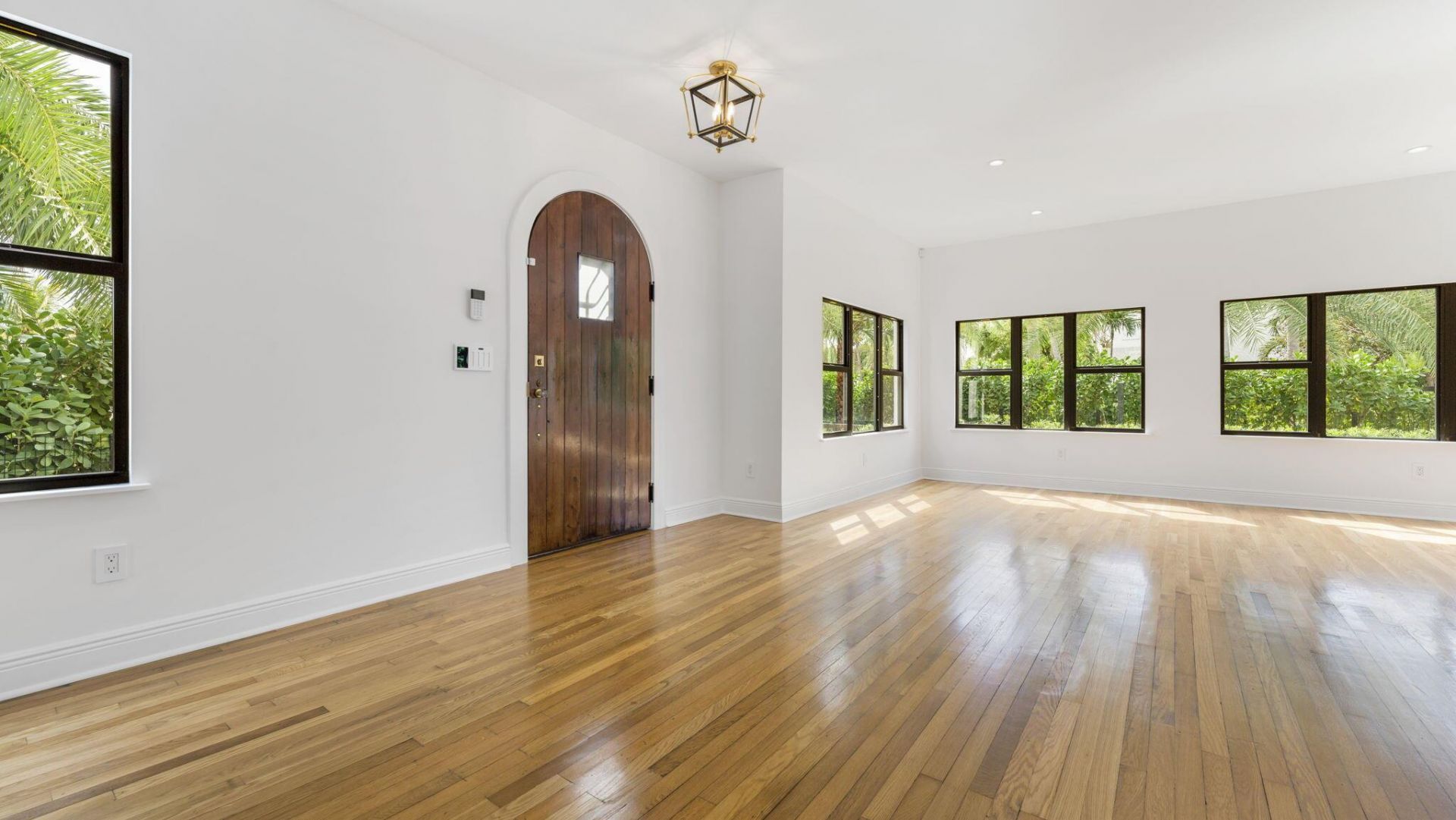 501 38th Street, West Palm Beach, FL 33407 Photo