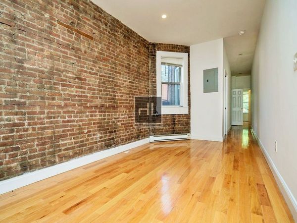 21 Adelphi Street, Unit 4R, Brooklyn, NY 11205