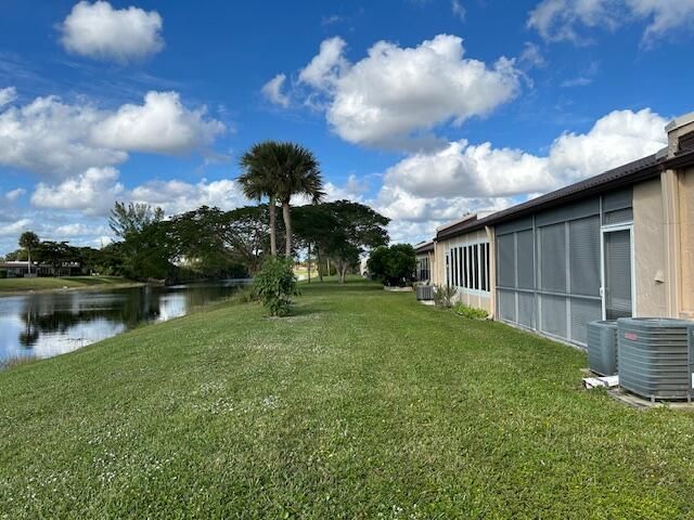 221 Lake Meryl Drive, West Palm Beach, FL 33411 Photo