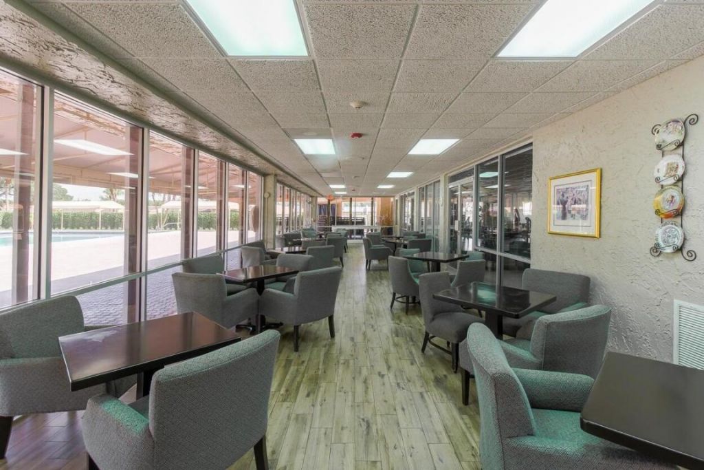 221 Lake Meryl Drive, West Palm Beach, FL 33411 Photo