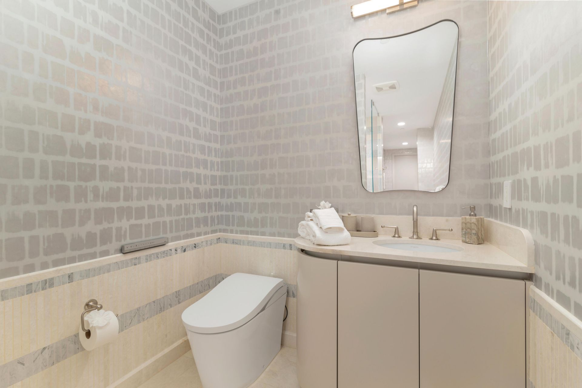 1333 S Flagler Drive, Unit 1202, West Palm Beach, FL 33401 Photo