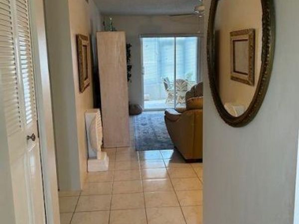 2615 S Garden Drive, Unit 103, Lake Worth, FL 33461