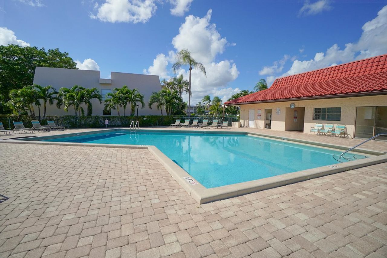 2828 Casita Way, Unit 214 C, Delray Beach, FL 33445 Photo