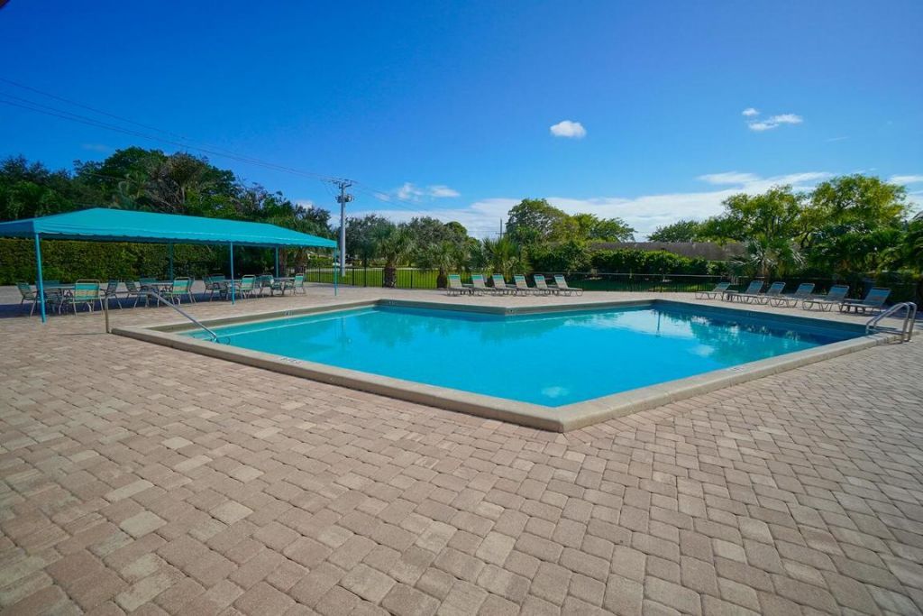 2828 Casita Way, Unit 214 C, Delray Beach, FL 33445 Photo