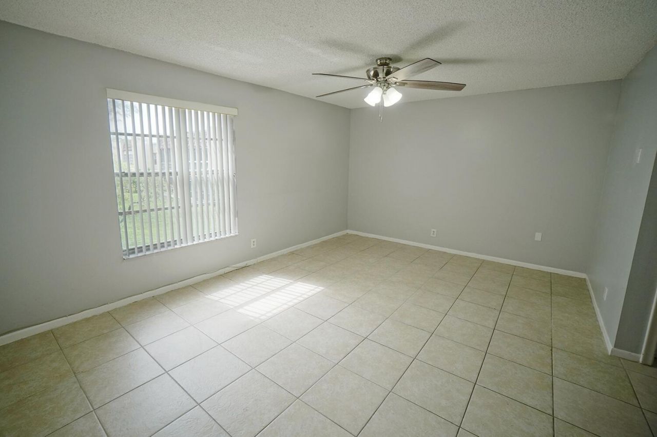 2828 Casita Way, Unit 214 C, Delray Beach, FL 33445 Photo