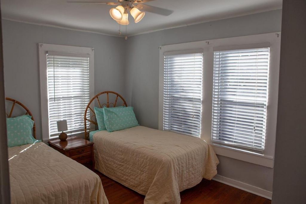 419 43rd Street, West Palm Beach, FL 33407 Photo