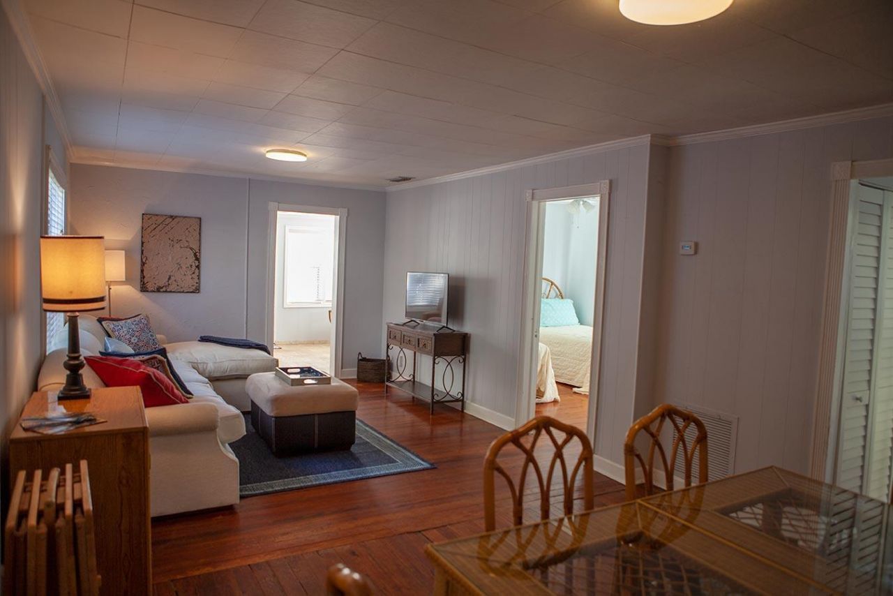 419 43rd Street, West Palm Beach, FL 33407 Photo