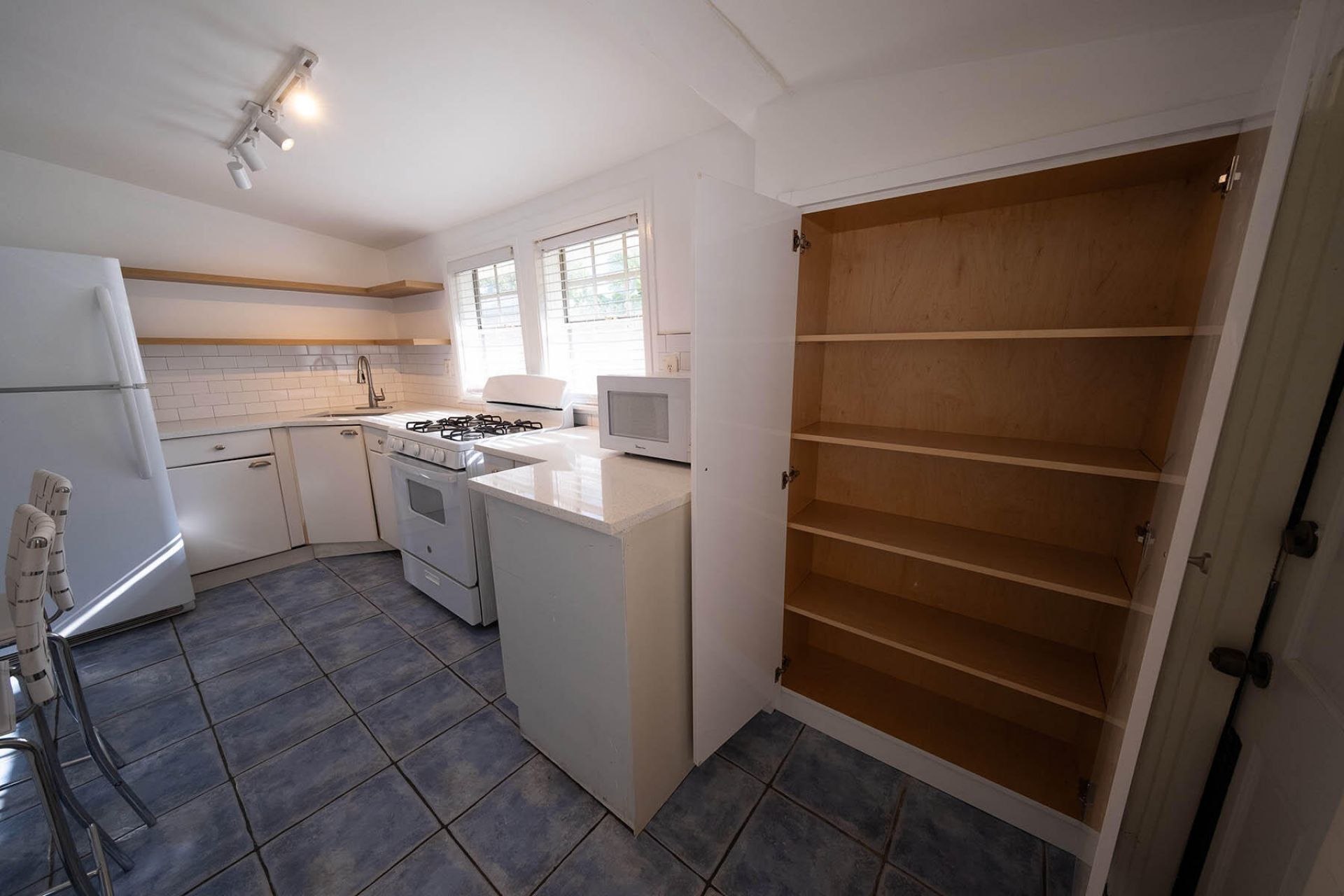 419 43rd Street, West Palm Beach, FL 33407 Photo