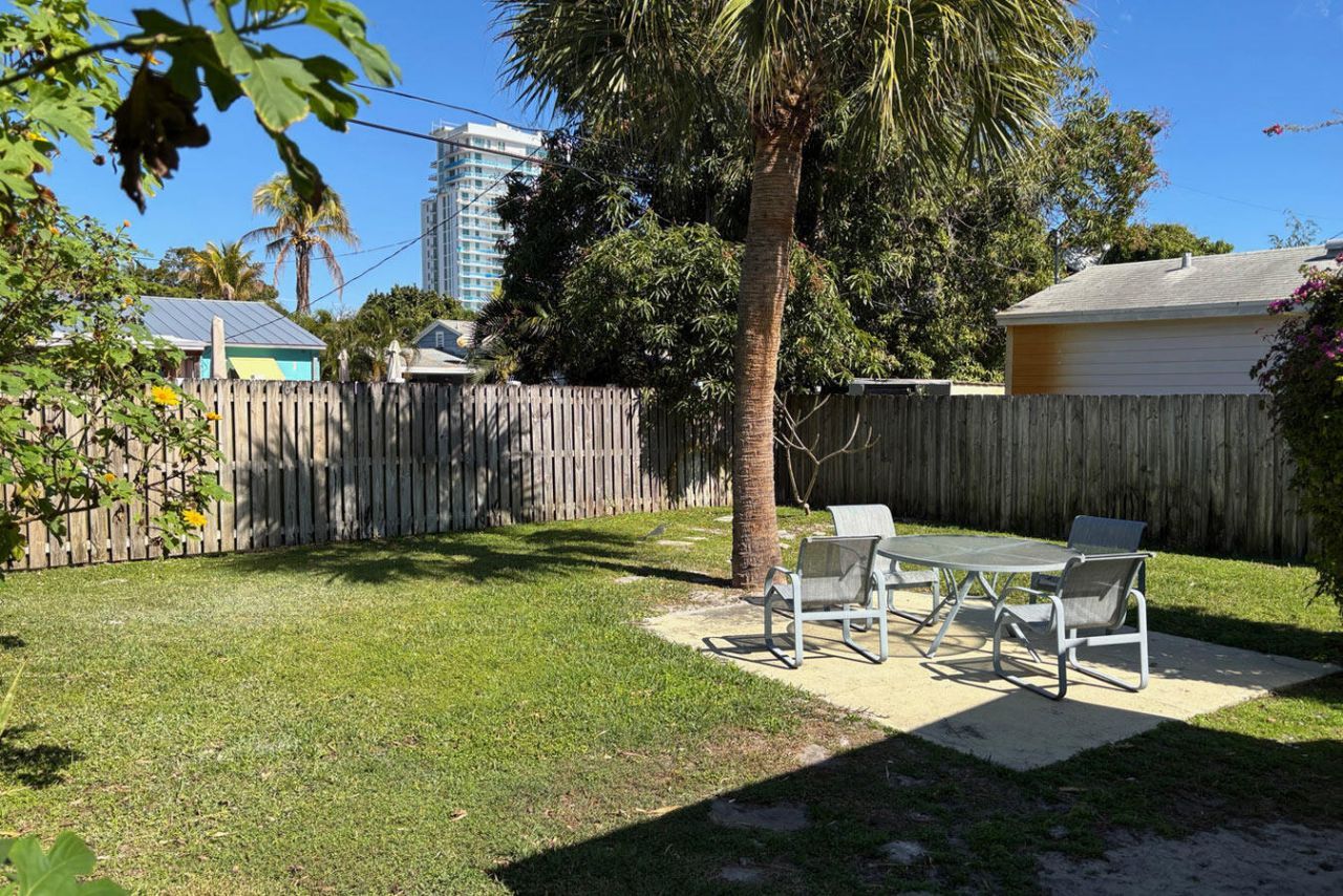 419 43rd Street, West Palm Beach, FL 33407 Photo