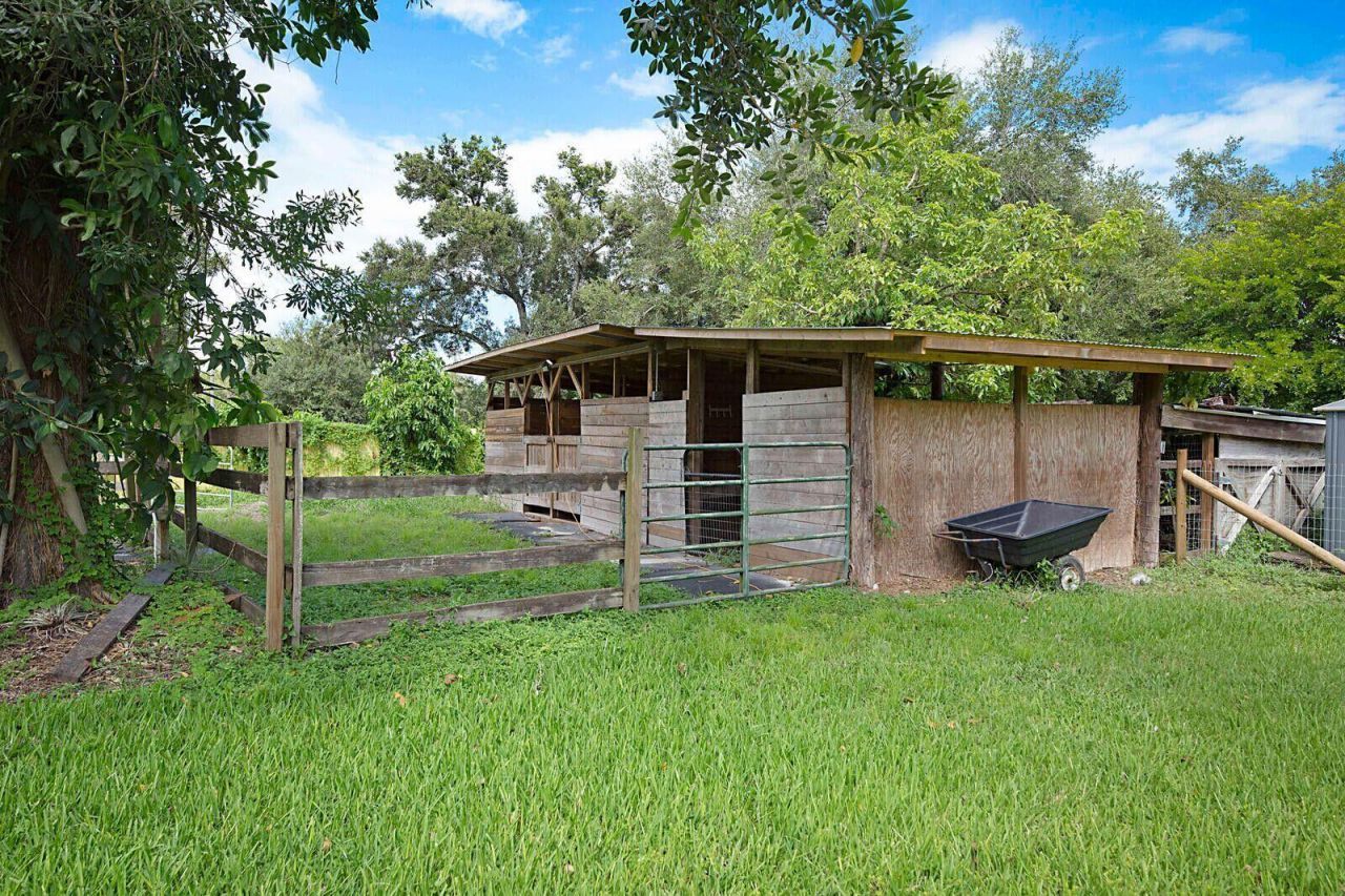 359 W D Road, Unit 1a, Loxahatchee Groves, FL 33470 Photo