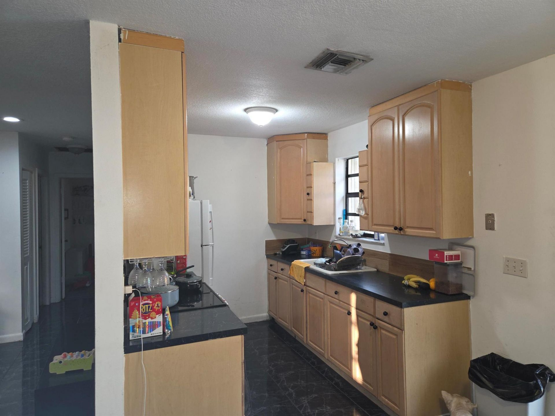 1474 N Mangonia Circle, West Palm Beach, FL 33401 Photo