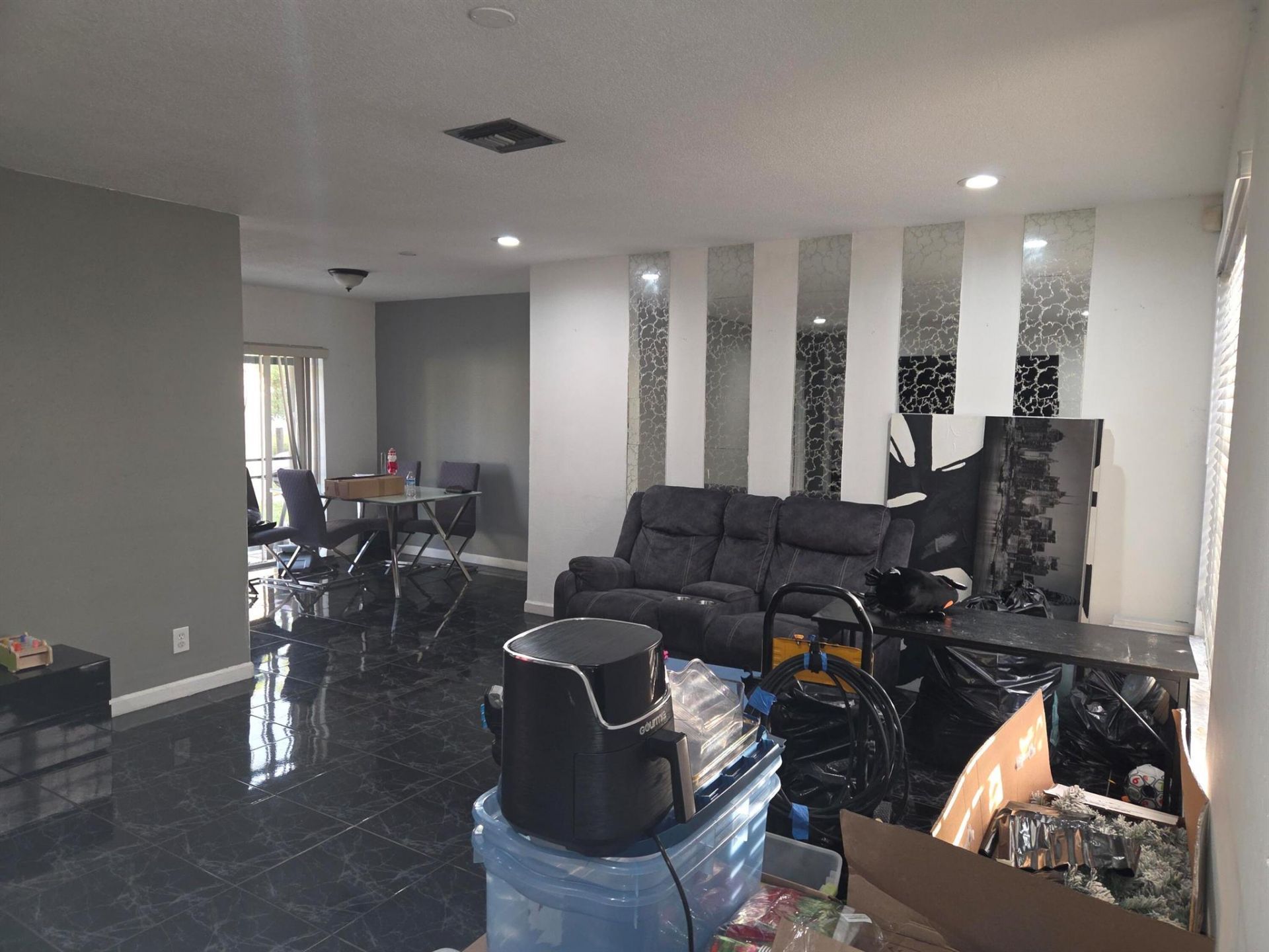 1474 N Mangonia Circle, West Palm Beach, FL 33401 Photo