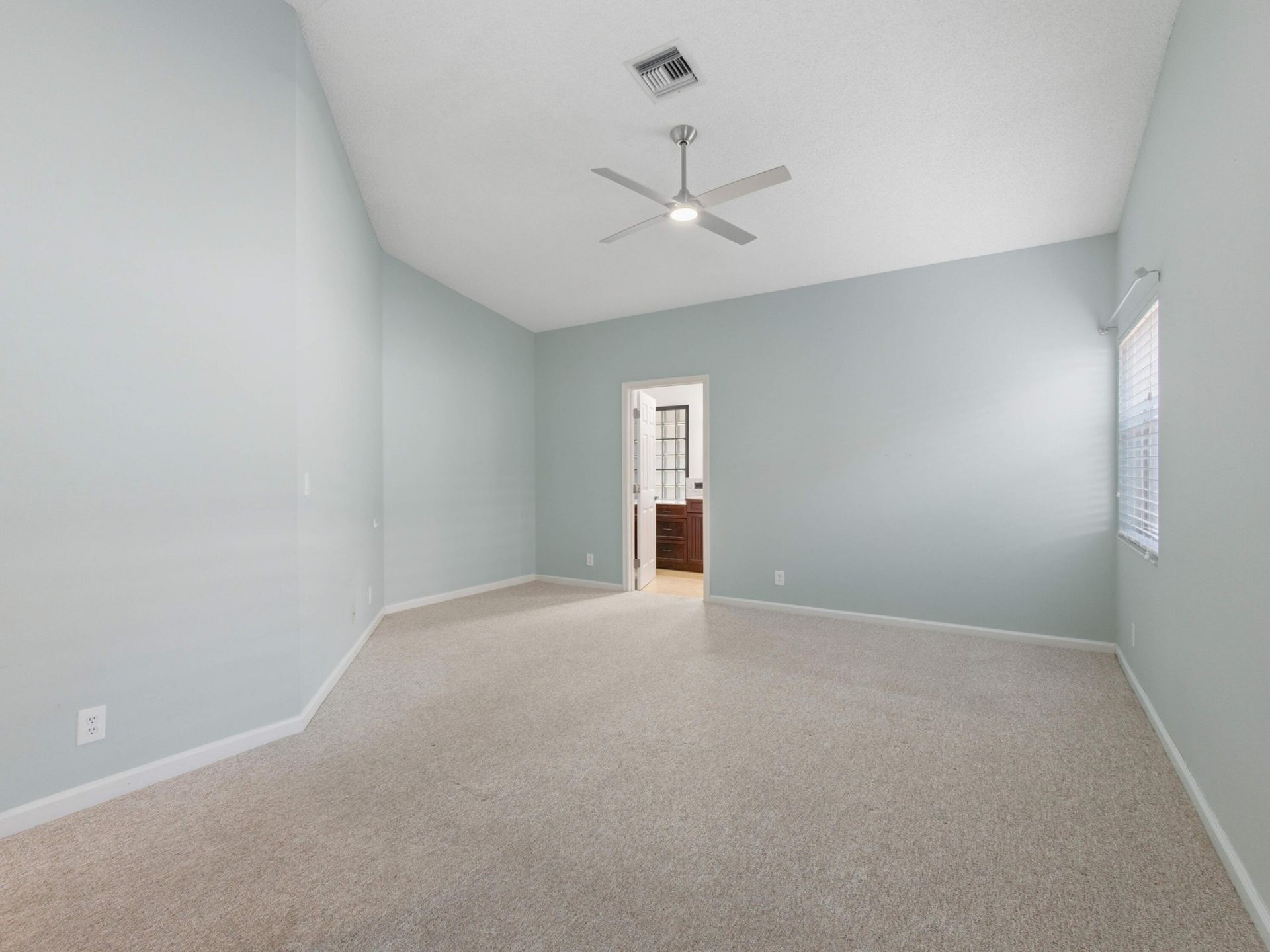 9734 Harbour Lake Circle, Boynton Beach, FL 33437 Photo