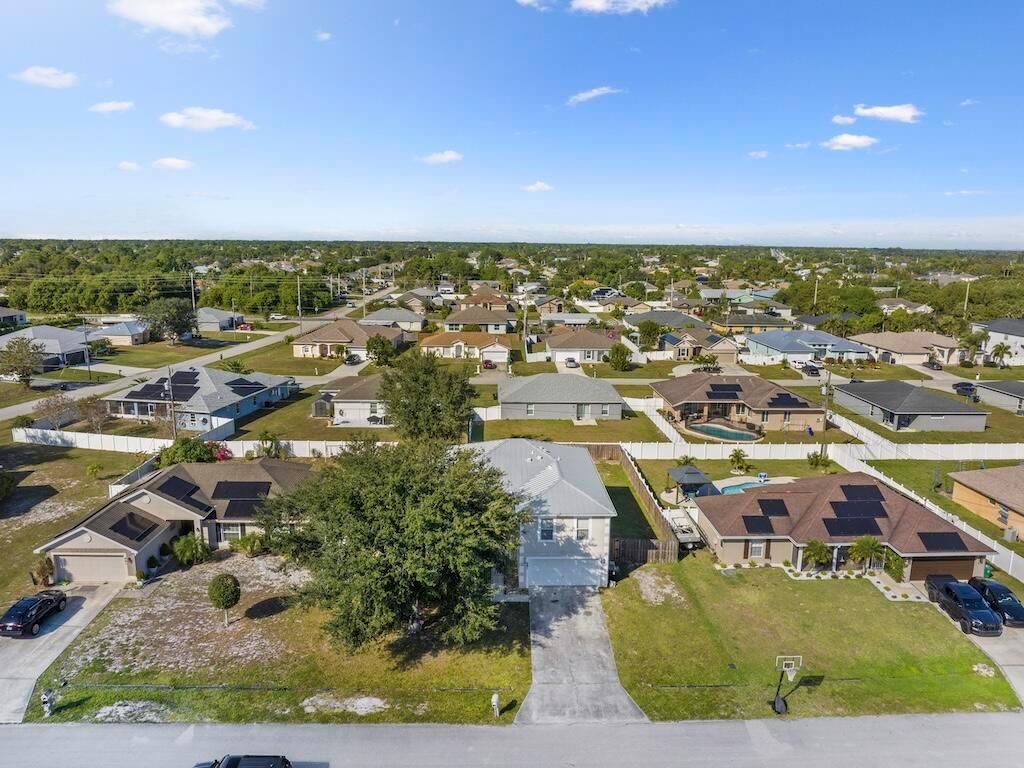 981 SW Mcelroy Avenue, Port Saint Lucie, FL 34984 Photo
