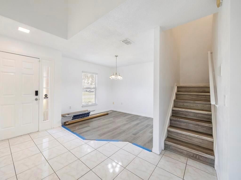 981 SW Mcelroy Avenue, Port Saint Lucie, FL 34984 Photo