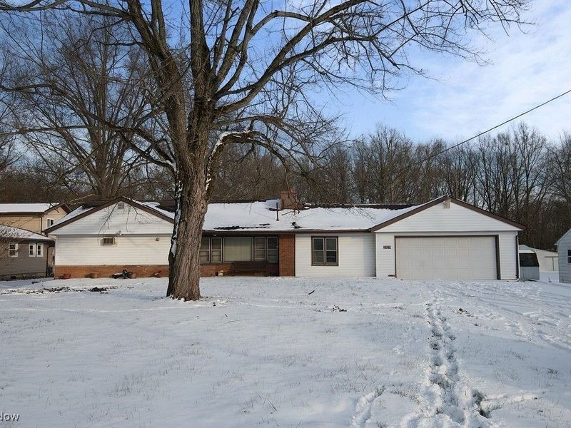 2129 Austintown Warren Rd, Mineral Ridge, OH 44440 Photo 1