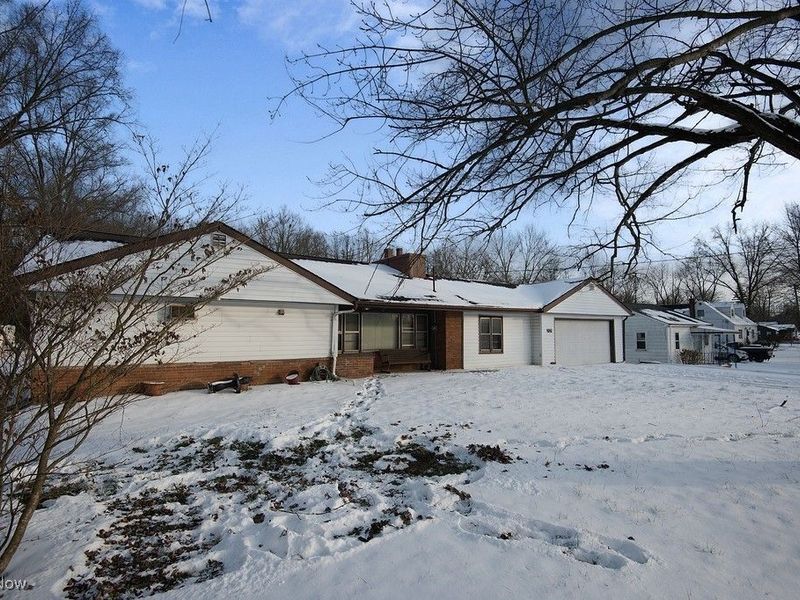 2129 Austintown Warren Rd, Mineral Ridge, OH 44440 Photo 3