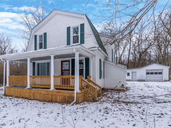 5910 Chestnut Ridge Road, Hubbard, OH 44425