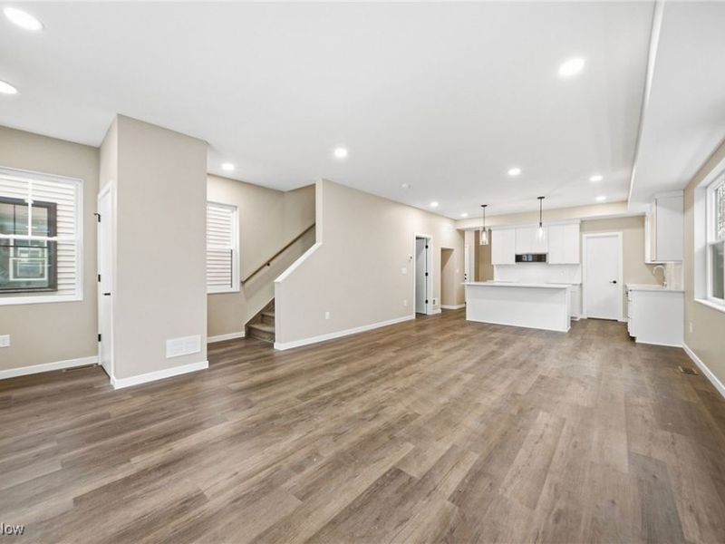 3011 Monroe Avenue, Cleveland, OH 44113 Photo 3