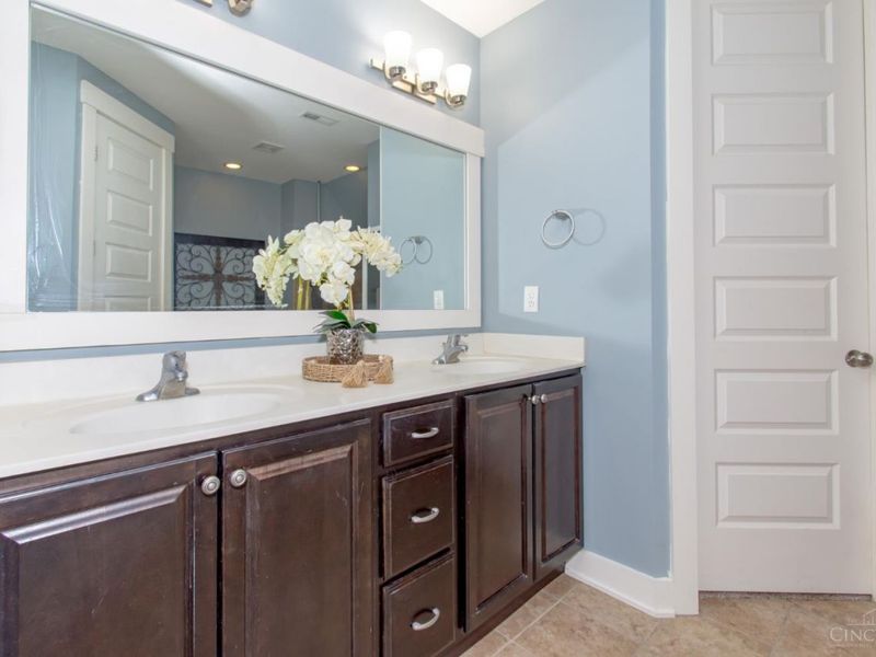 475 Legendary Way, Centerville, OH 45458 Photo 16