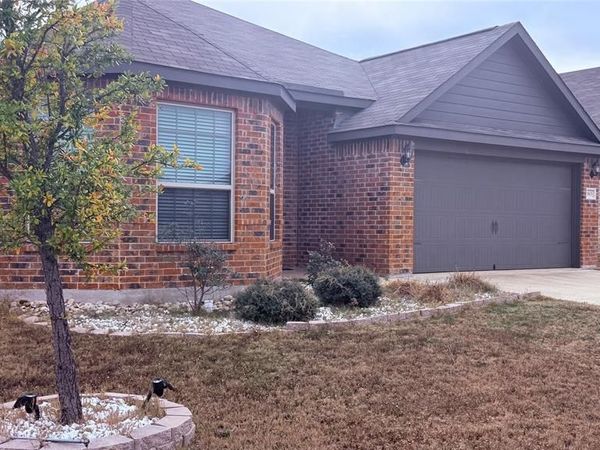 1601 Conley Lane, Crowley, TX 76036