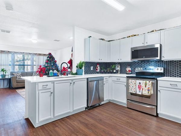 5722 Firethorn Drive, Dallas, TX 75249