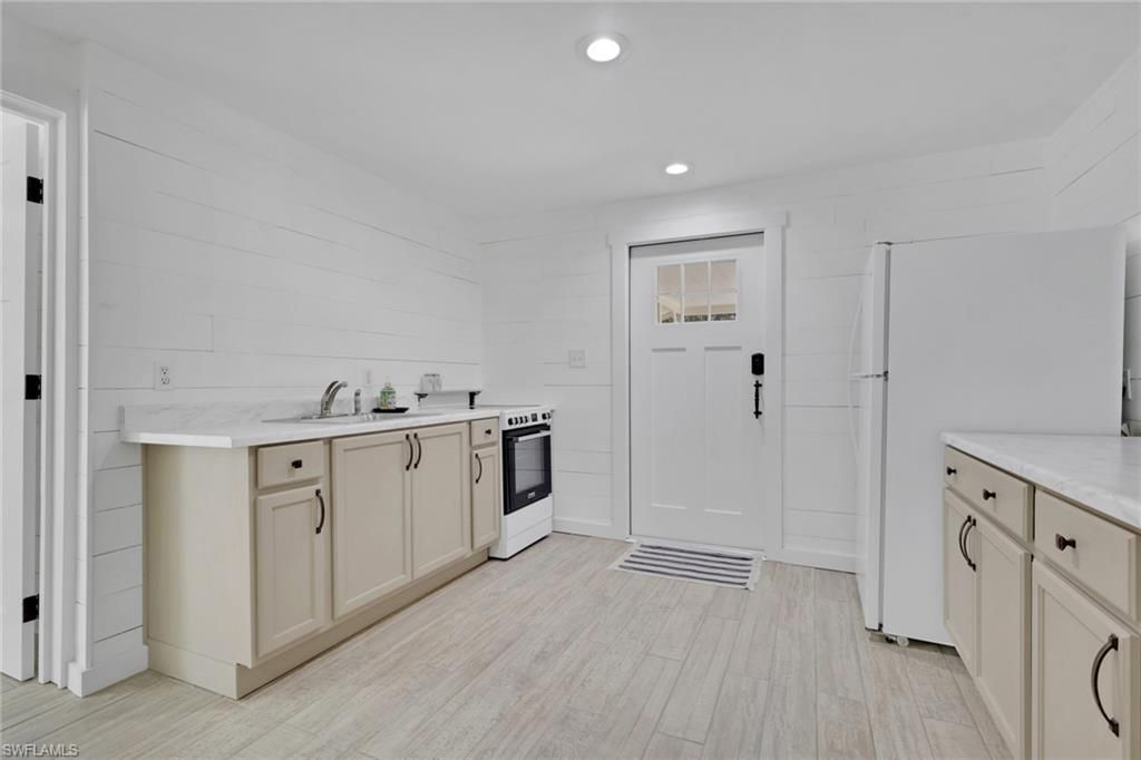 847 James St, Fort Myers, FL 33916 Photo