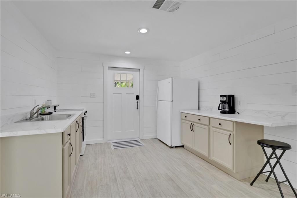 847 James St, Fort Myers, FL 33916 Photo