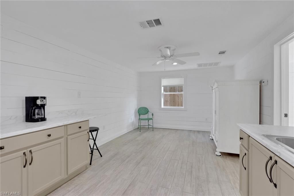 847 James St, Fort Myers, FL 33916 Photo