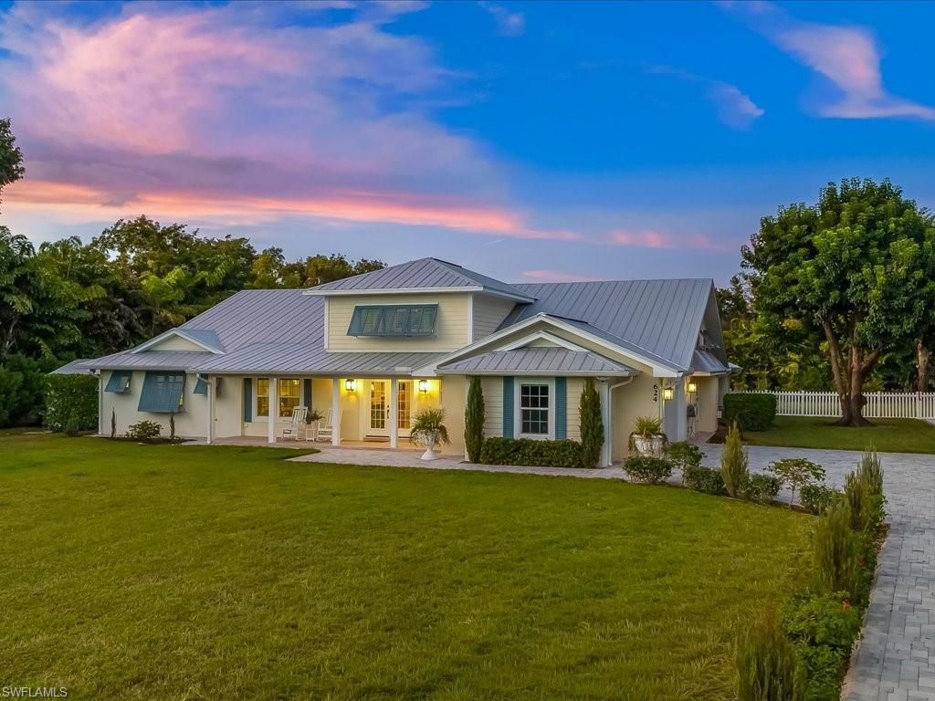 624 Ridge Dr, Naples, FL 34108 Photo