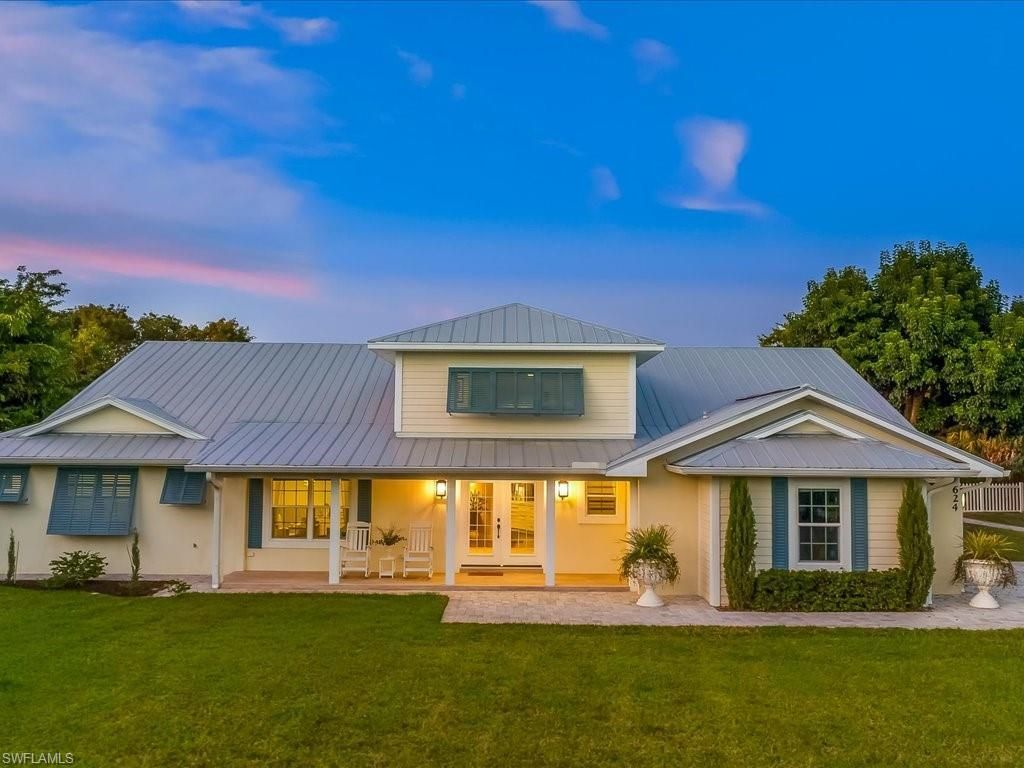 624 Ridge Dr, Naples, FL 34108 Photo