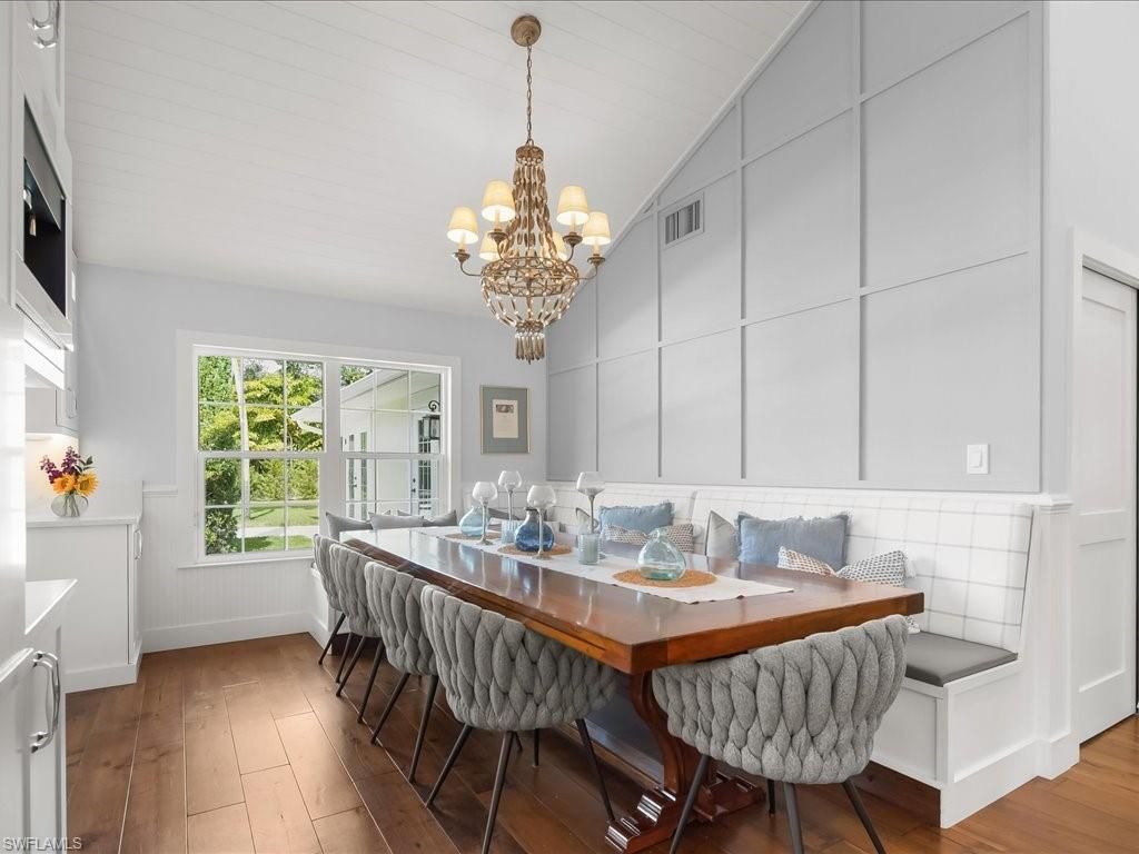 624 Ridge Dr, Naples, FL 34108 Photo