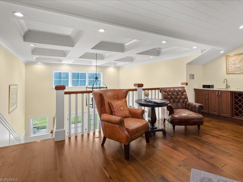 624 Ridge Dr, Naples, FL 34108 Photo