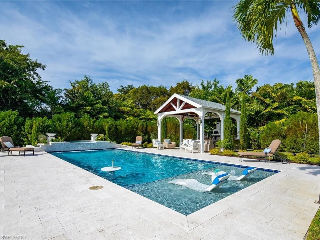 624 Ridge Dr, Naples, FL 34108 Photo