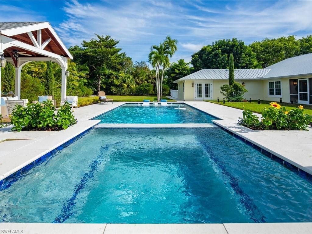 624 Ridge Dr, Naples, FL 34108 Photo