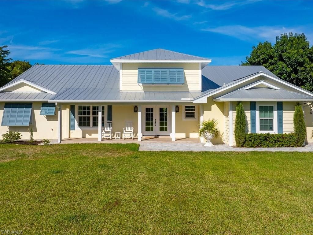 624 Ridge Dr, Naples, FL 34108 Photo