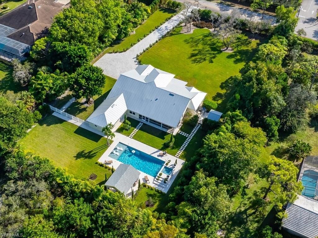 624 Ridge Dr, Naples, FL 34108 Photo