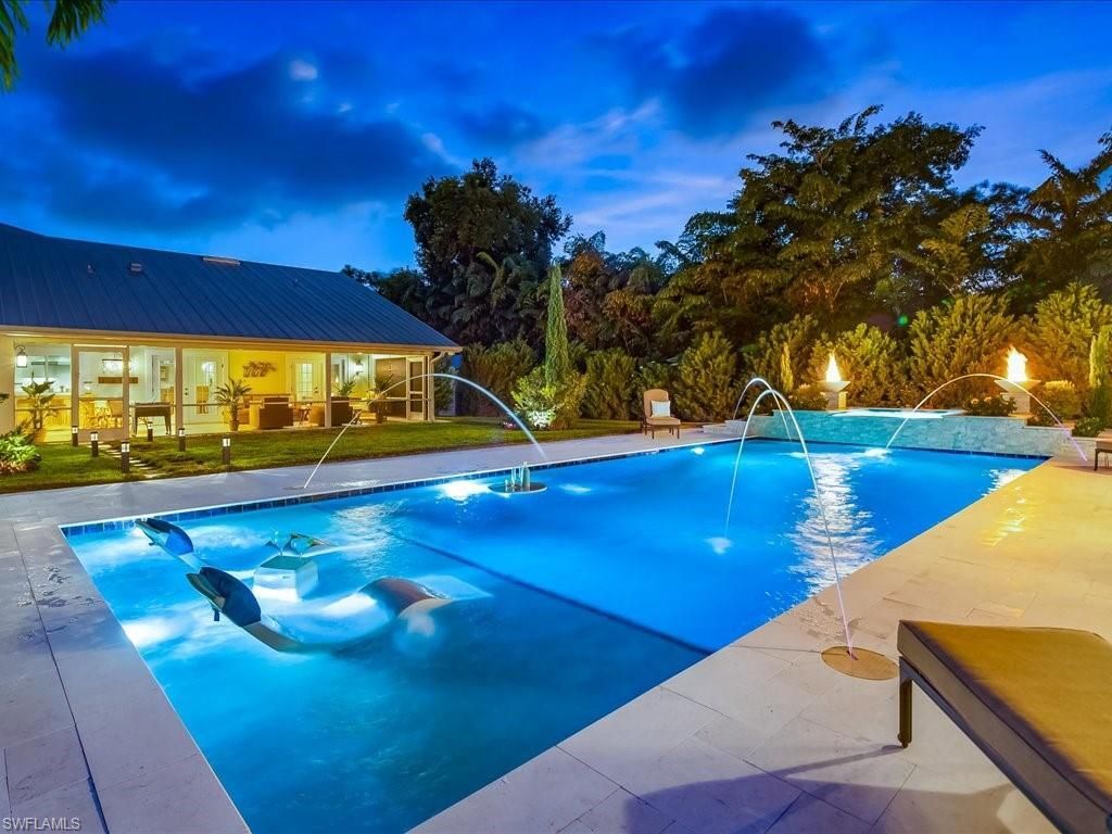 624 Ridge Dr, Naples, FL 34108 Photo