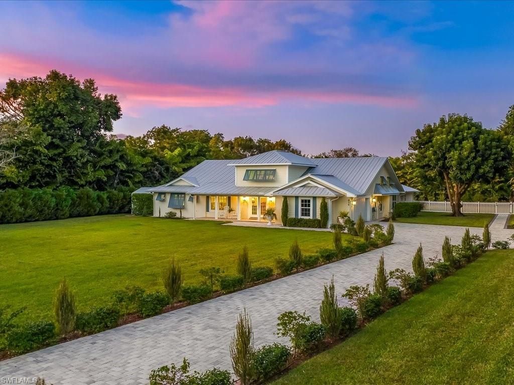 624 Ridge Dr, Naples, FL 34108 Photo