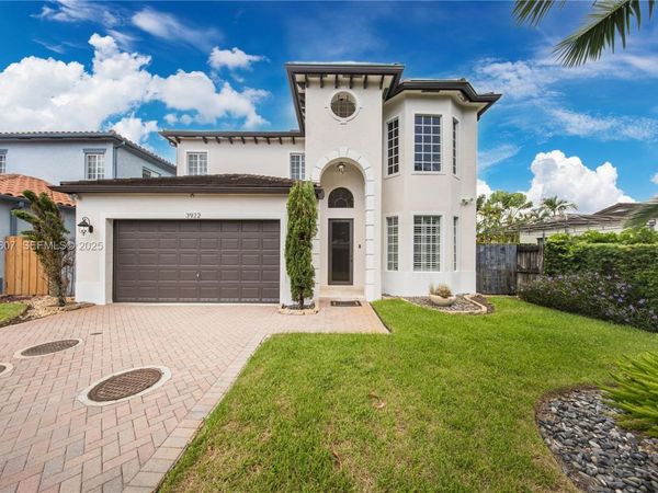 3922 SW 60th Ave, Miami, FL 33155