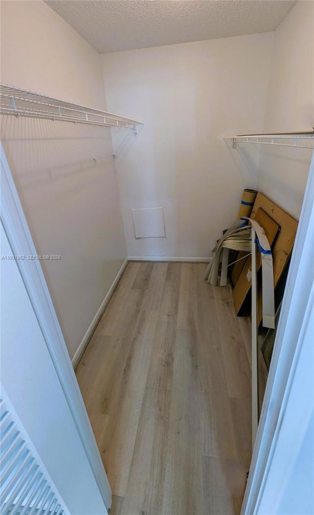 301 NE 14th Ave, Unit 404, Hallandale Beach, FL 33009 Photo