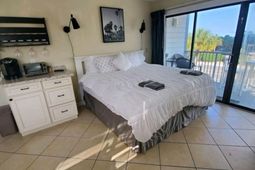 2000 S Ocean Blvd. S photo 4