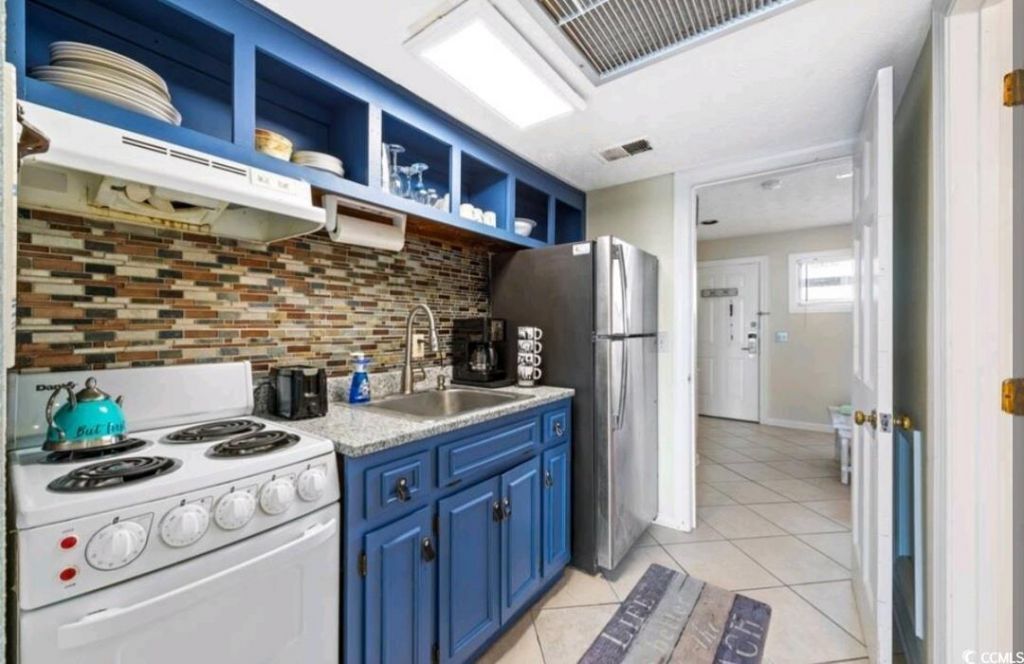 2000 S Ocean Blvd. S Photo 9