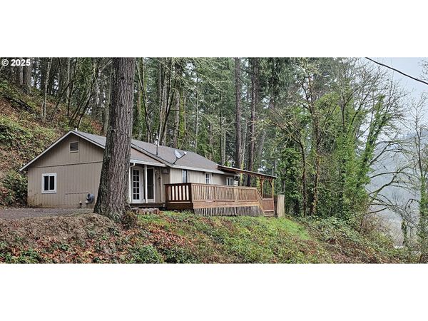 420 W D AVE, Drain, OR 97435