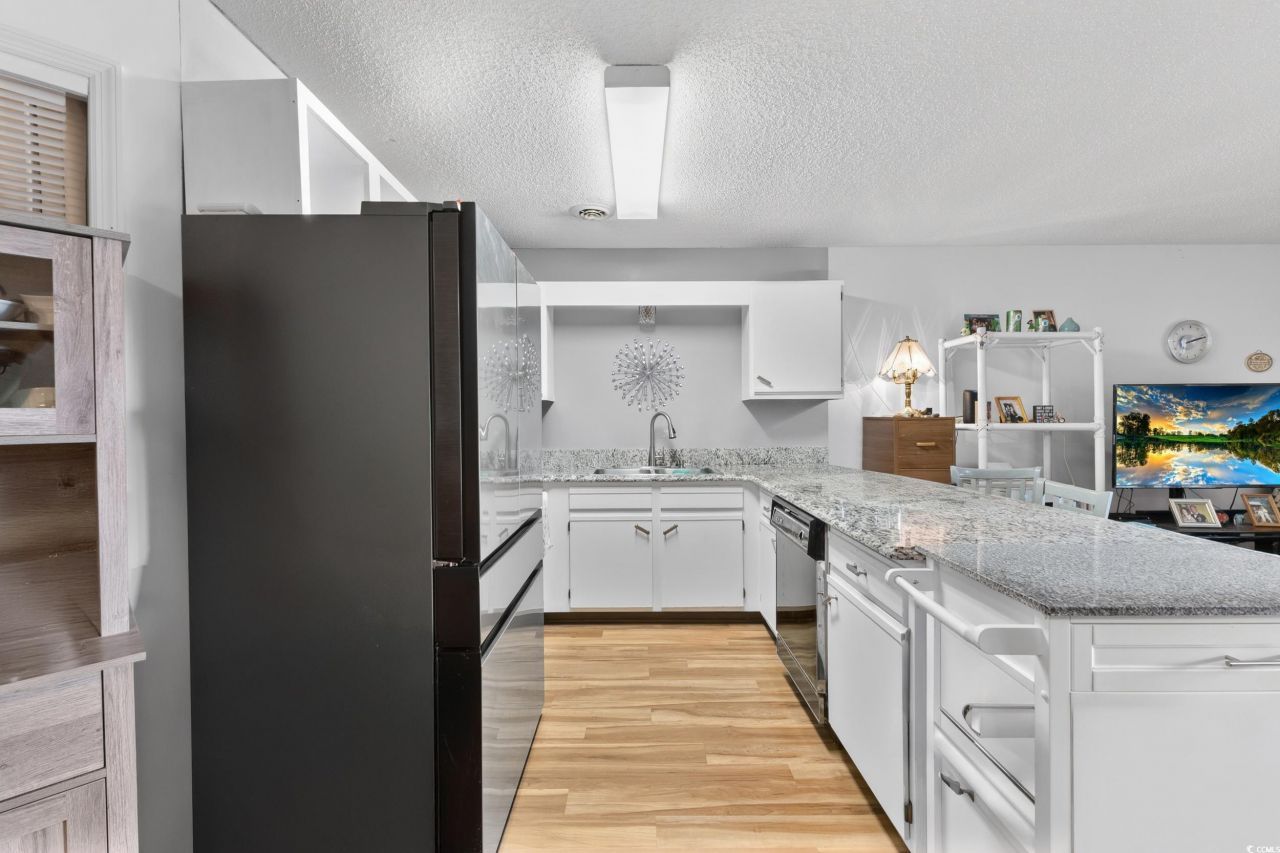 1095 Plantation Dr. Photo 12